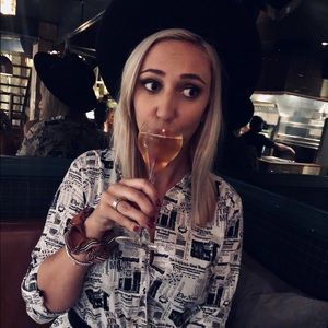 Meet your Posher, Rose